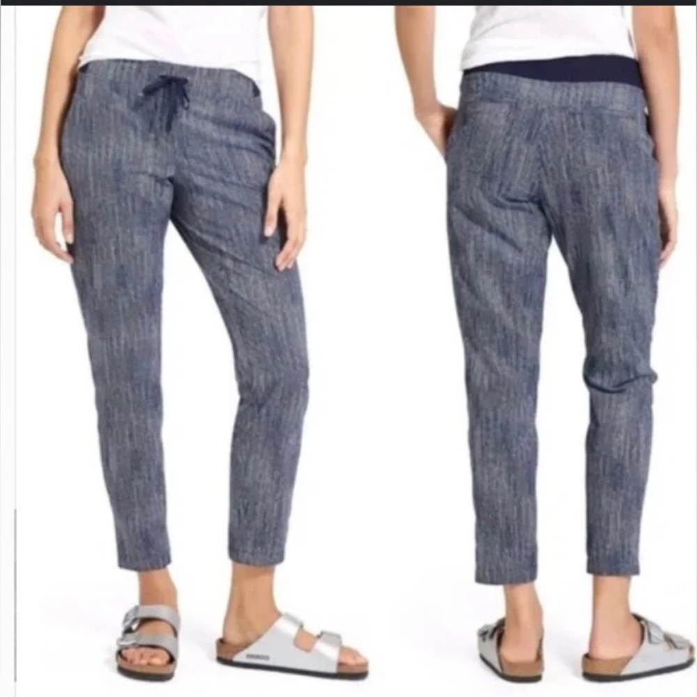 Athleta Navy white Batik Ankle Pants- 6 white navy , nylon spandex